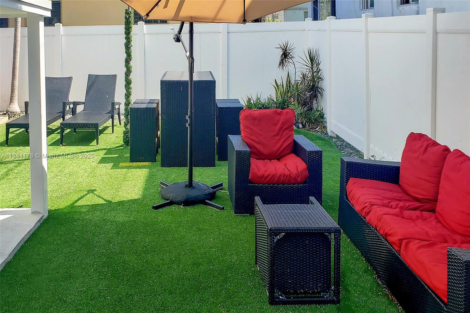 HAPPY APARTMENTS CONDO - Residential Lease