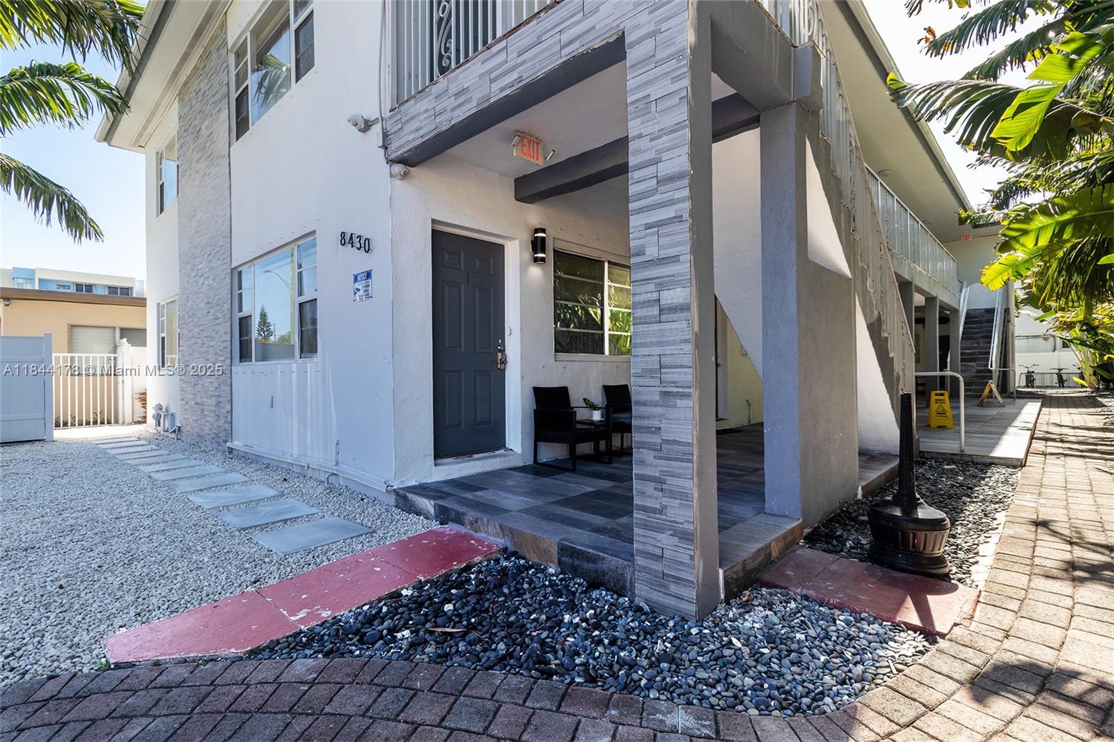 HAPPY APARTMENTS CONDO - Residential Lease