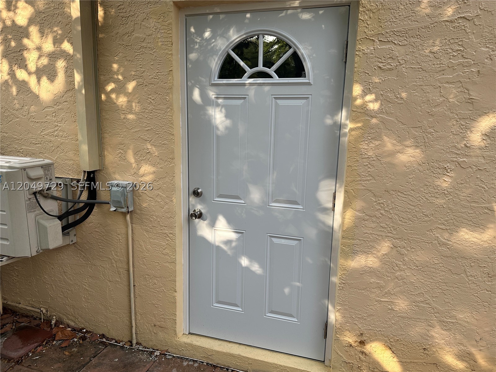 VIZCAYA AT THE HAMMOCKS 1 - Residential Lease