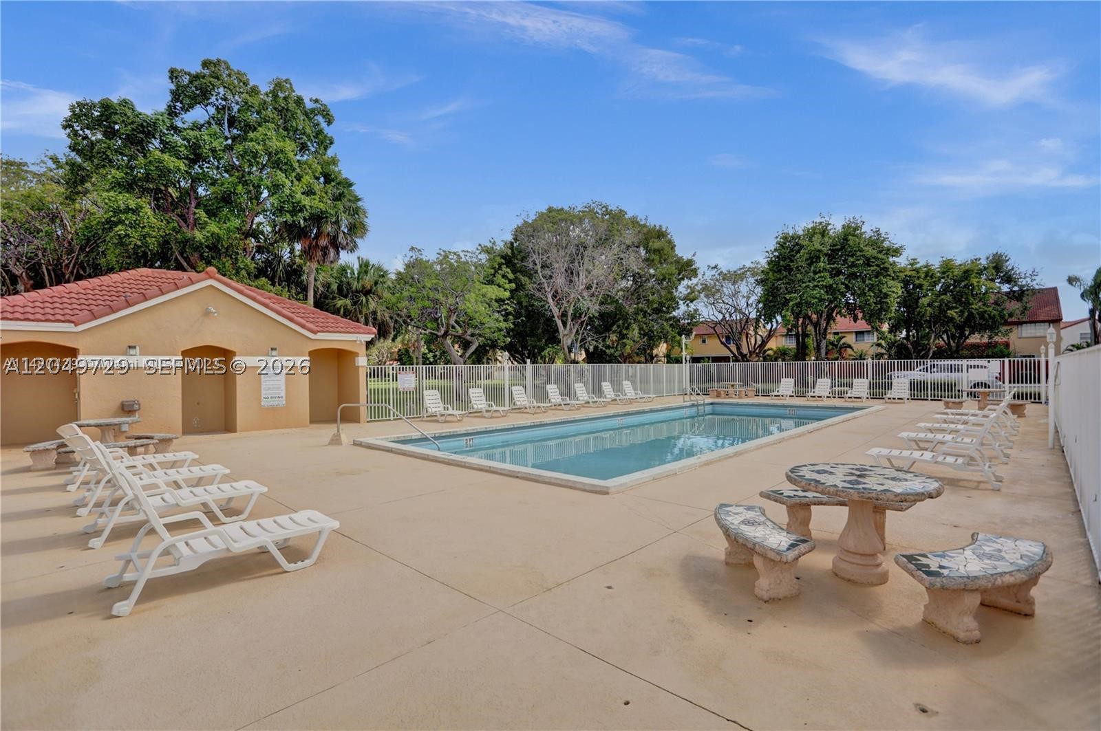 VIZCAYA AT THE HAMMOCKS 1 - Residential Lease