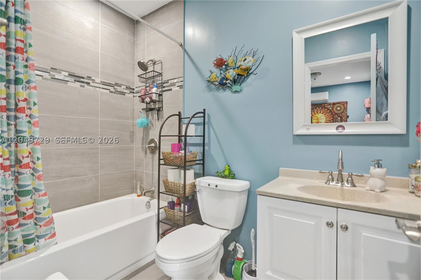 VIZCAYA AT THE HAMMOCKS 1 - Residential Lease