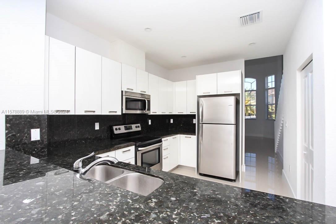 SAYMER SUBDIVISON - Residential Lease