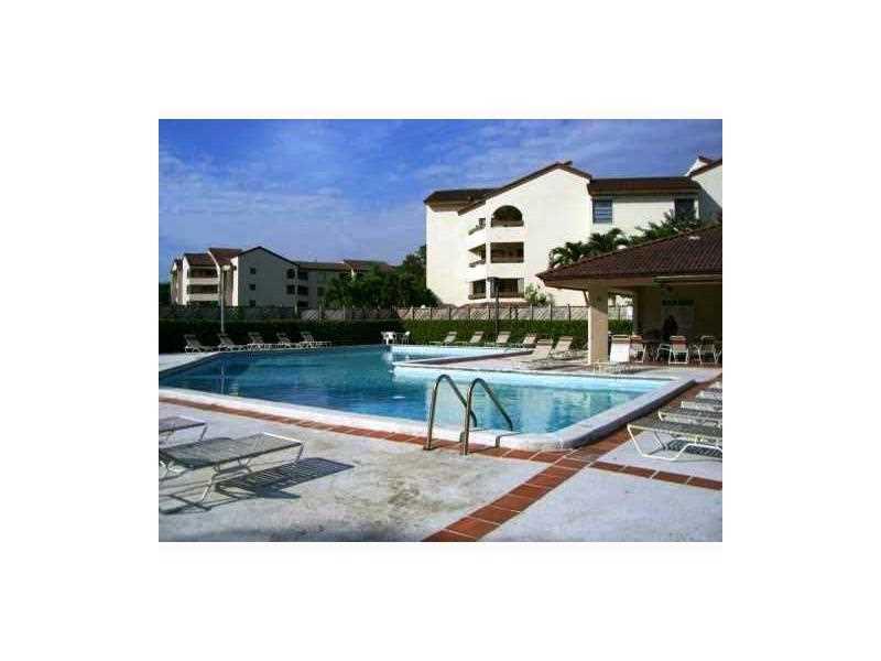 KENLAND POINTE CONDO III - Residential Lease