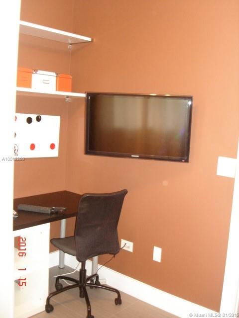 LEEWARD - Residential Lease