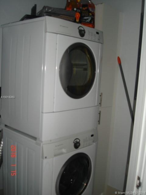 LEEWARD - Residential Lease