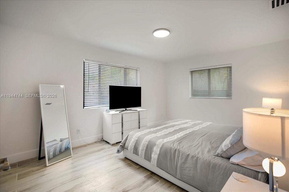 SHADOWLAWN EXTENSION SUB - Residential