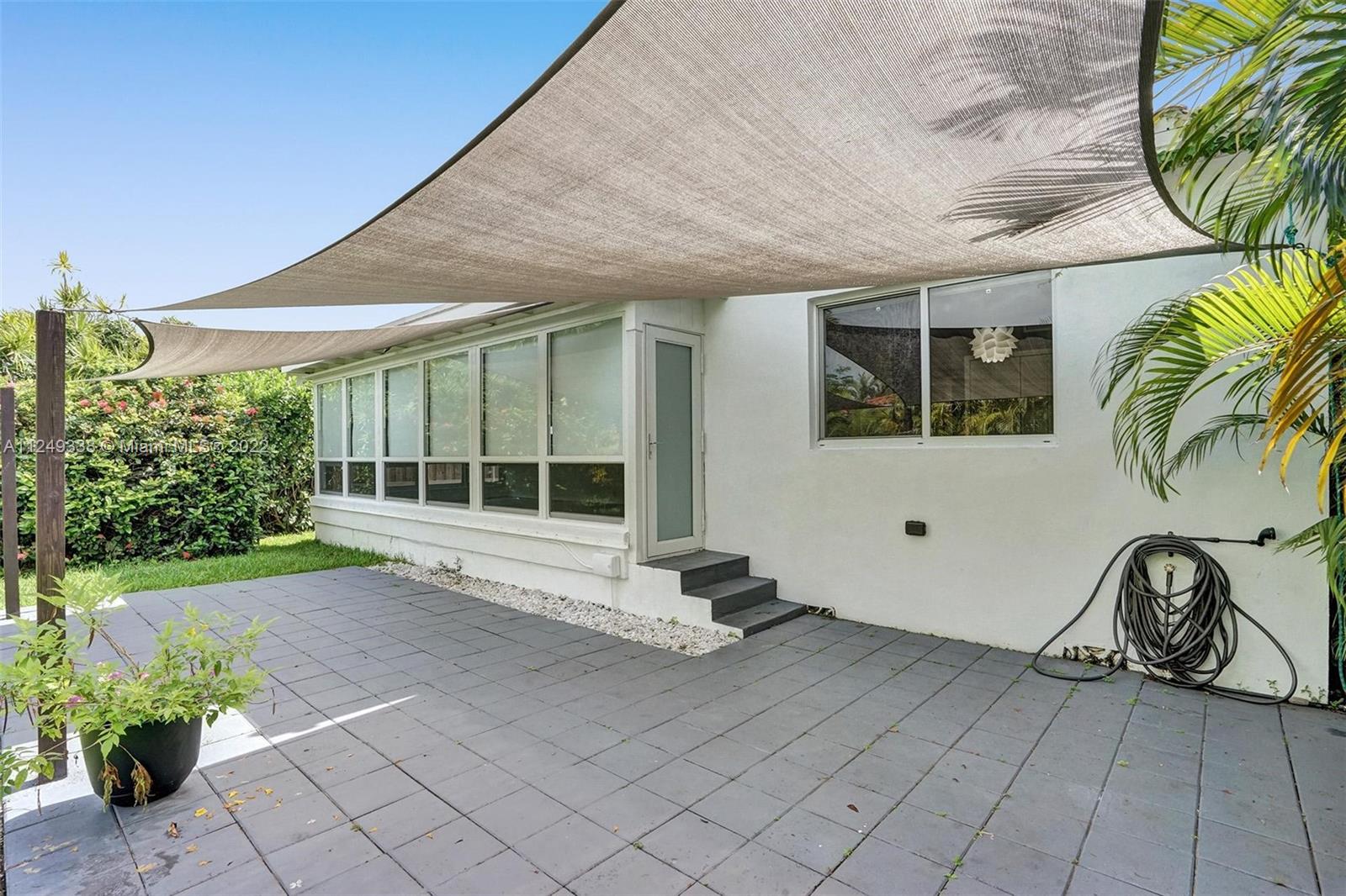 ALTOS DEL MAR NO 4 - Residential Lease