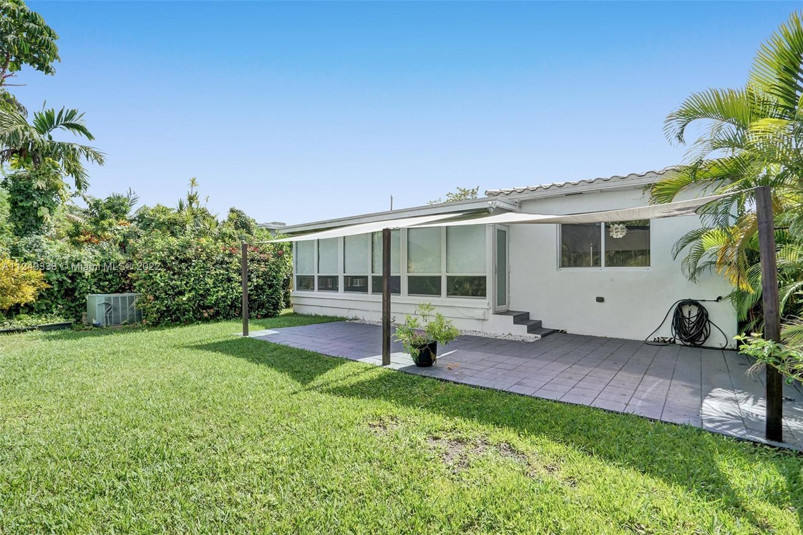 ALTOS DEL MAR NO 4 - Residential Lease