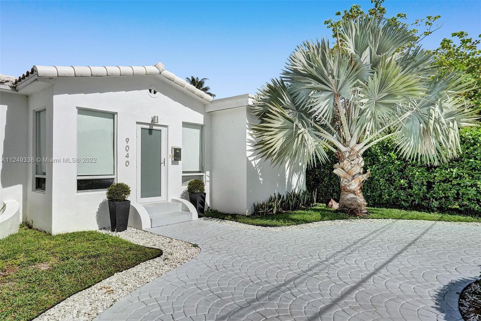 ALTOS DEL MAR NO 4 - Residential Lease