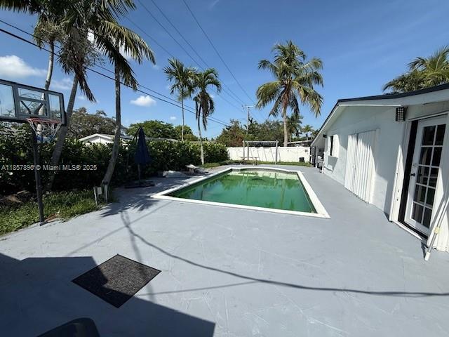 WHISPERING PINES EST SEC - Residential