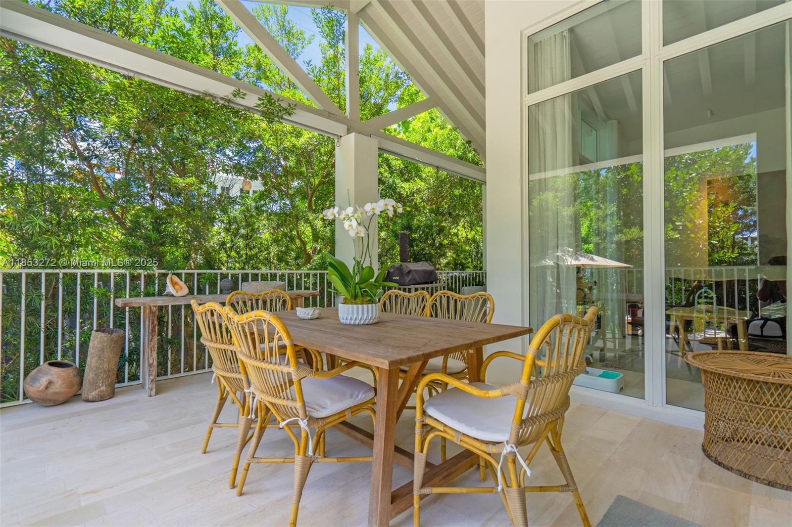 TROPICAL ISLE HOMES SUB 4 - Residential