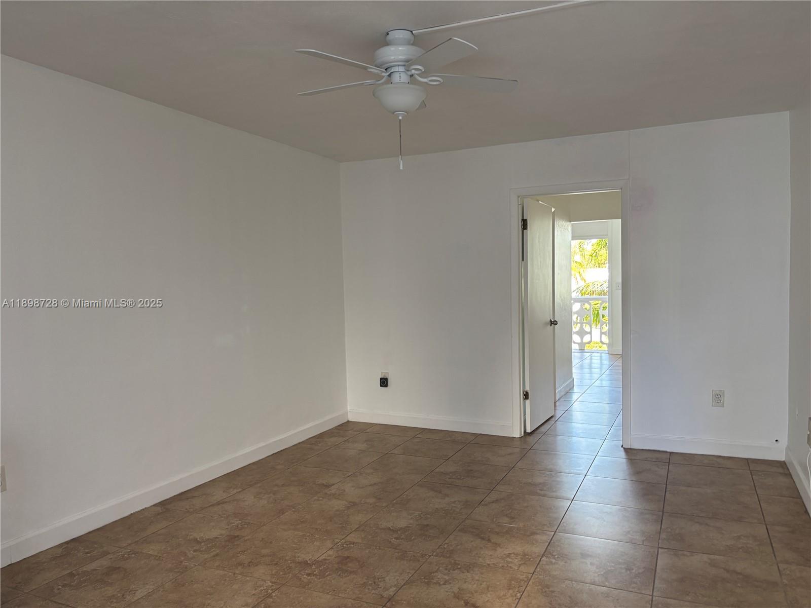 SOUTHERN STAR CONDO - Residential