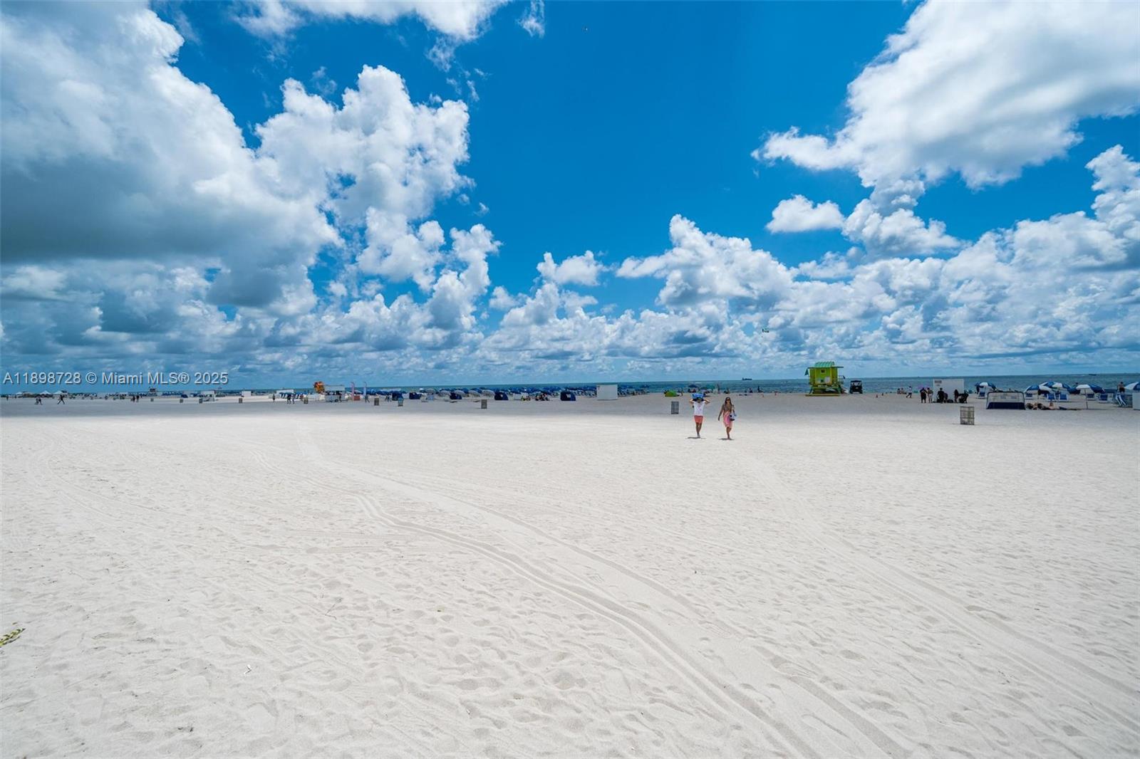 SOUTHERN STAR CONDO - Residential