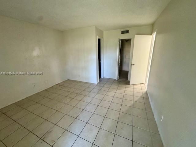 NEWPORT AT LAUDERHILL CON - Residential Lease