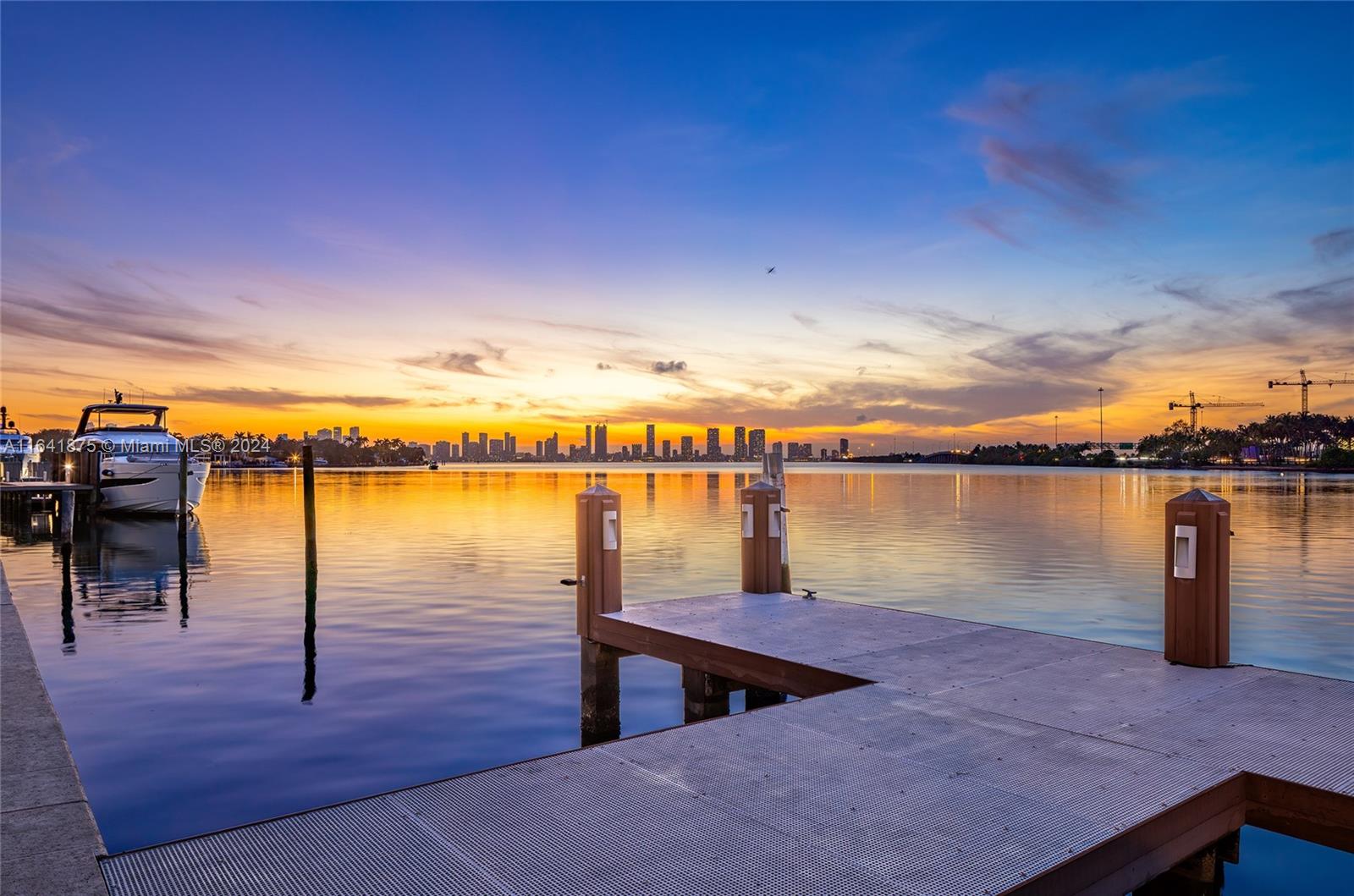 SUNSET LAKE SUB AMD PL - Residential