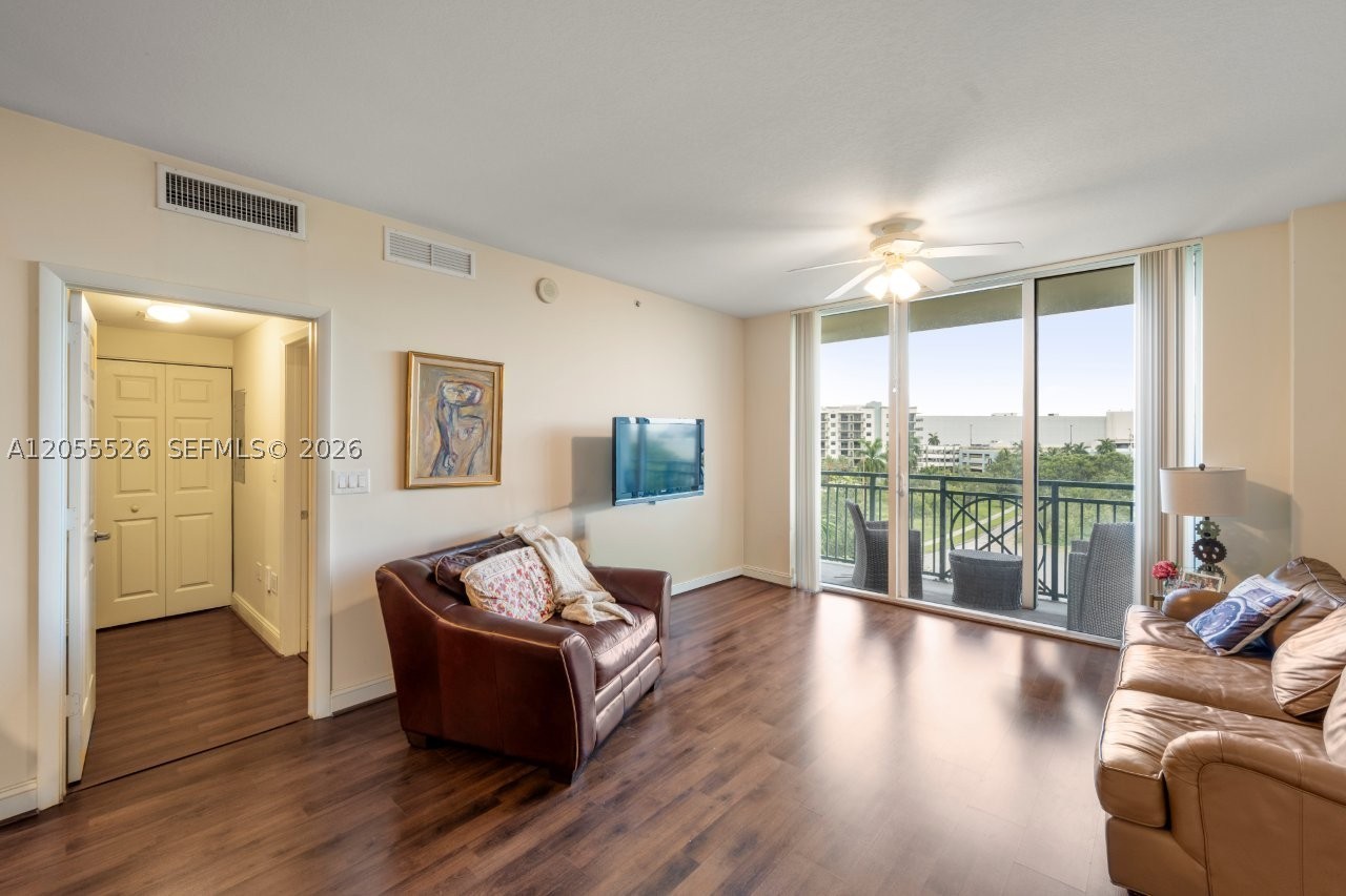 VERANDA CONDO - Residential