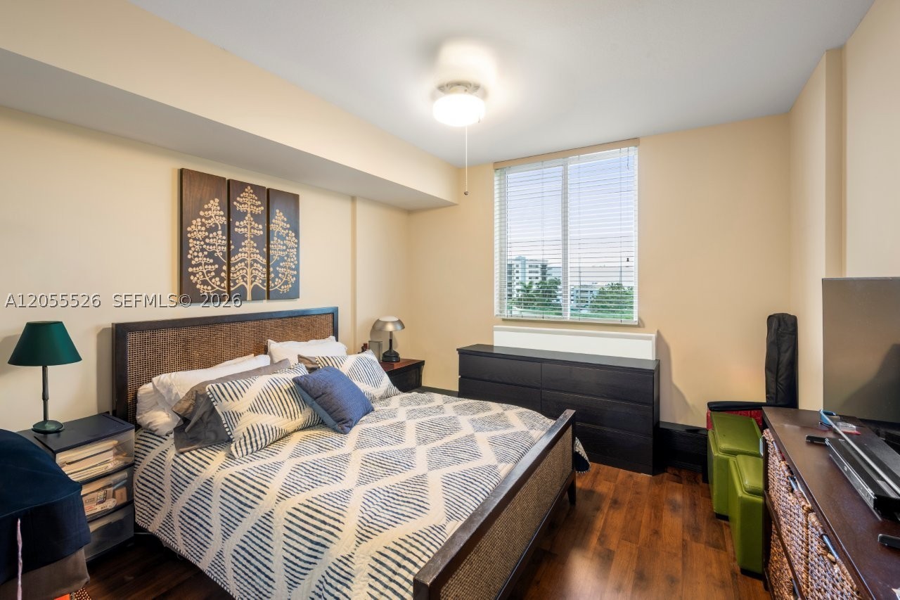 VERANDA CONDO - Residential