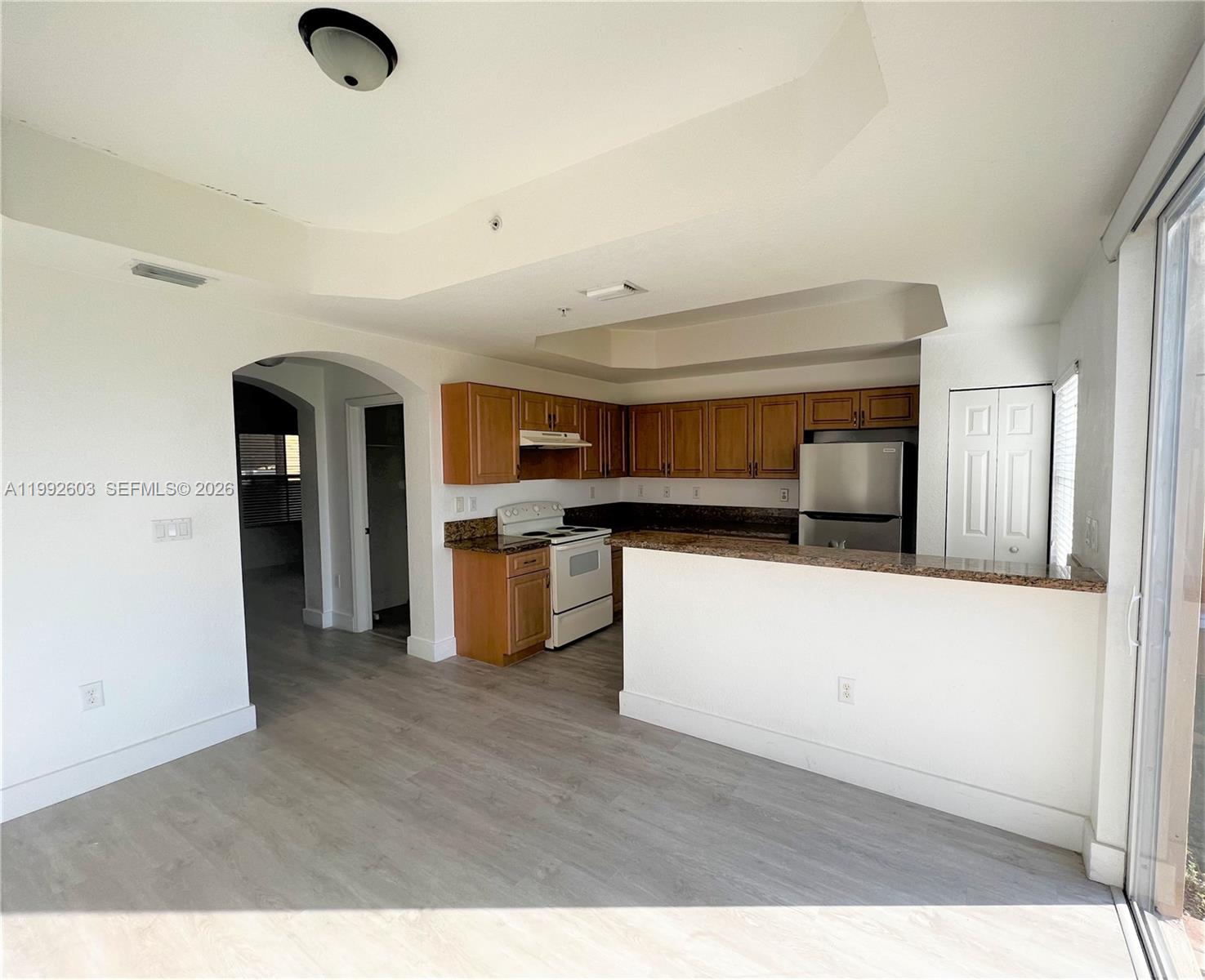 PEMBROKE CAY CONDO - Residential Lease