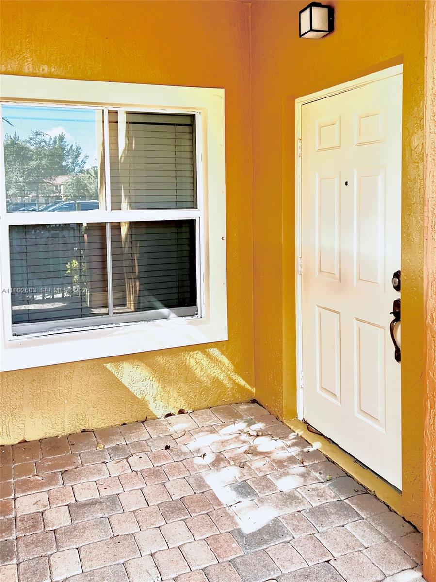 PEMBROKE CAY CONDO - Residential Lease