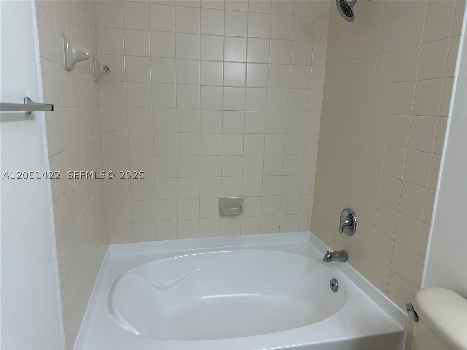 COURYARD - Residential Lease