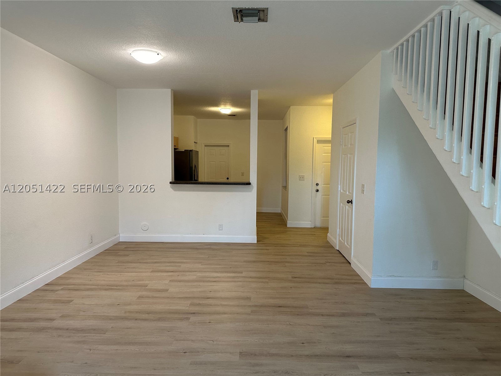 COURYARD - Residential Lease
