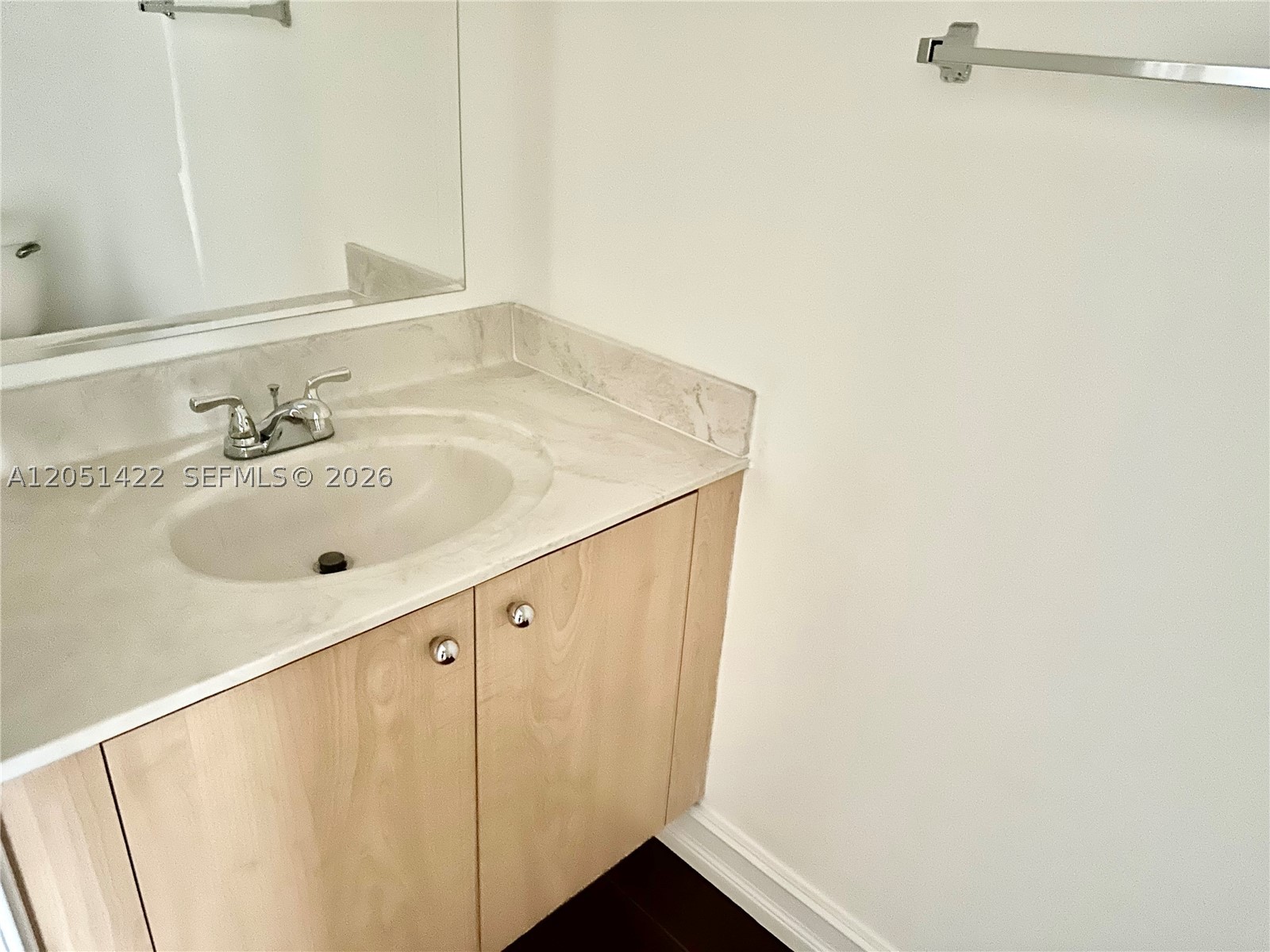 COURYARD - Residential Lease
