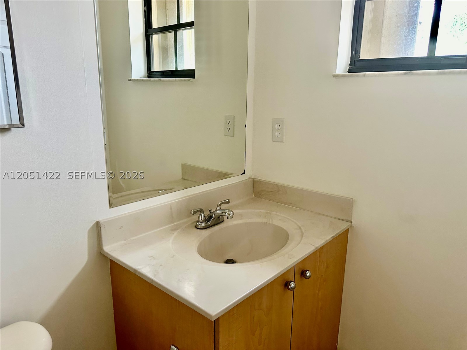 COURYARD - Residential Lease