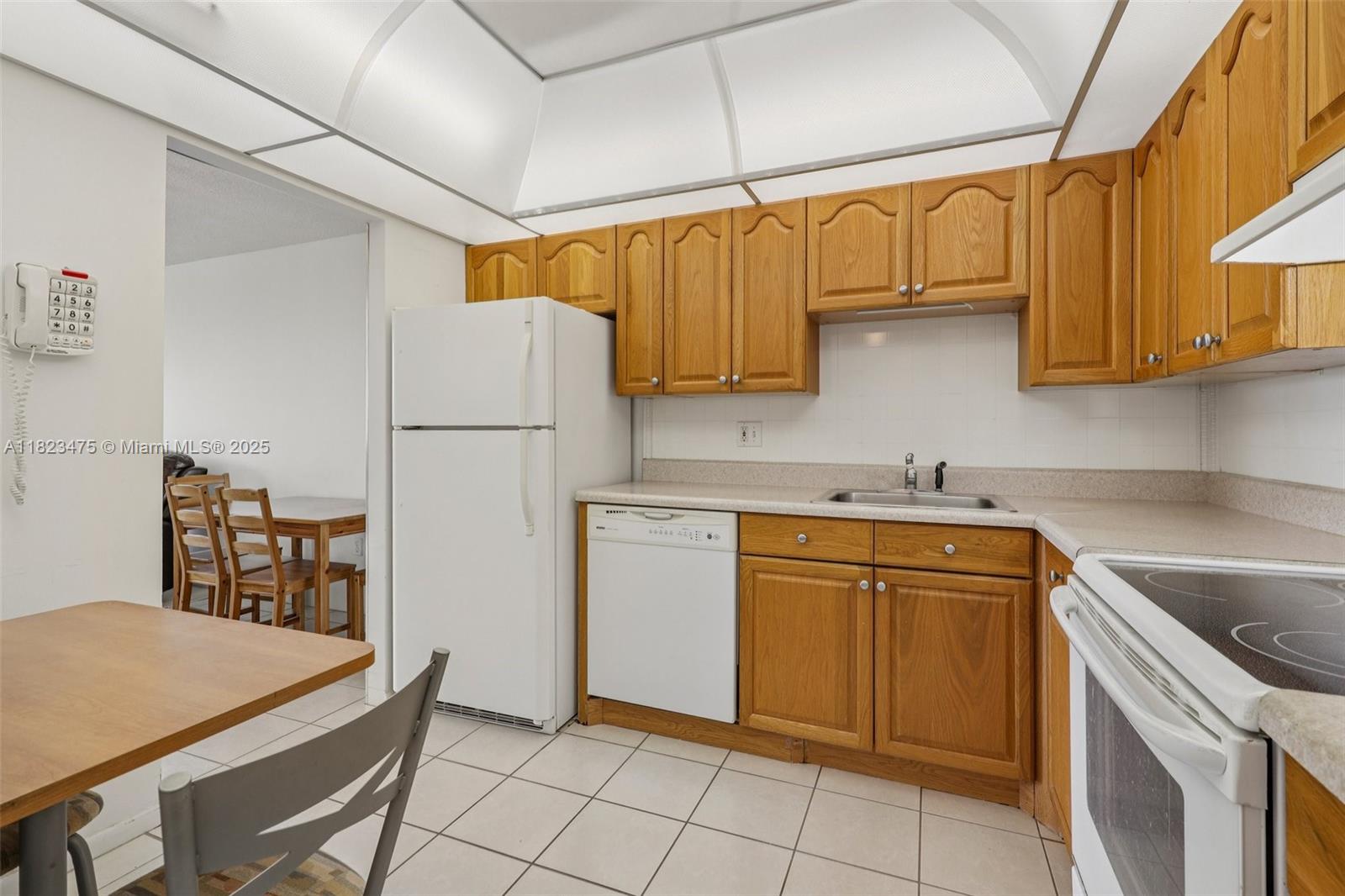 PARK PLACE CONDOMINIUM NO - Residential