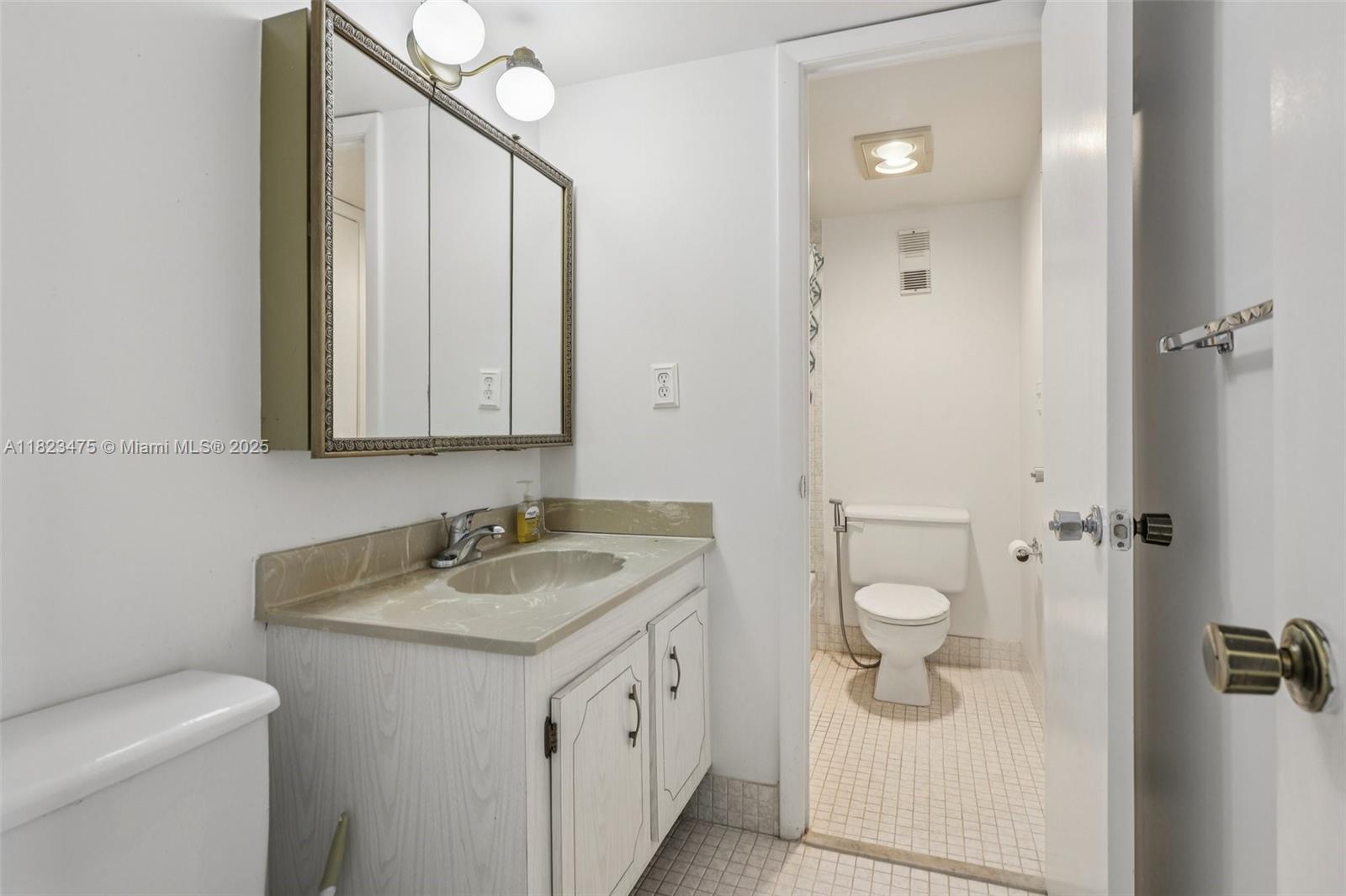 PARK PLACE CONDOMINIUM NO - Residential