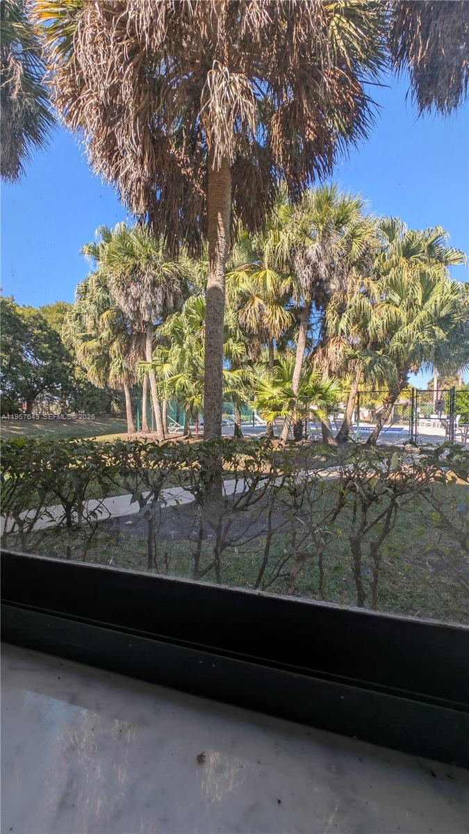 RACQUET CLUB APTS AT BONA - Residential Lease