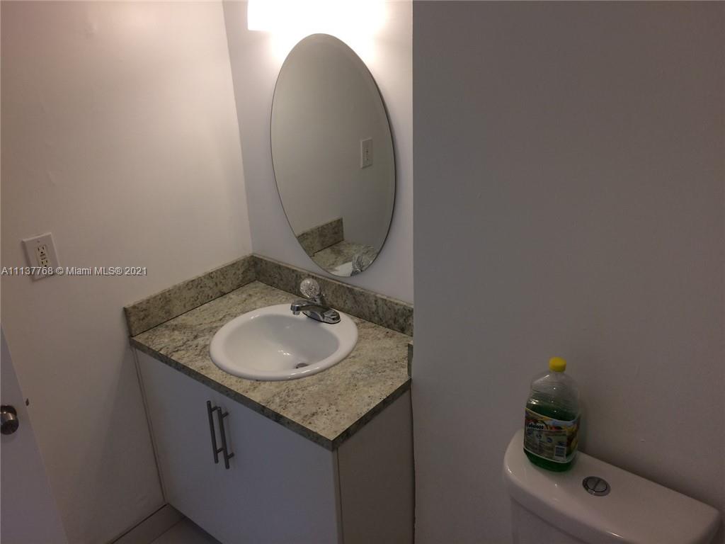 DADELAND PLACE CONDO - Residential Lease