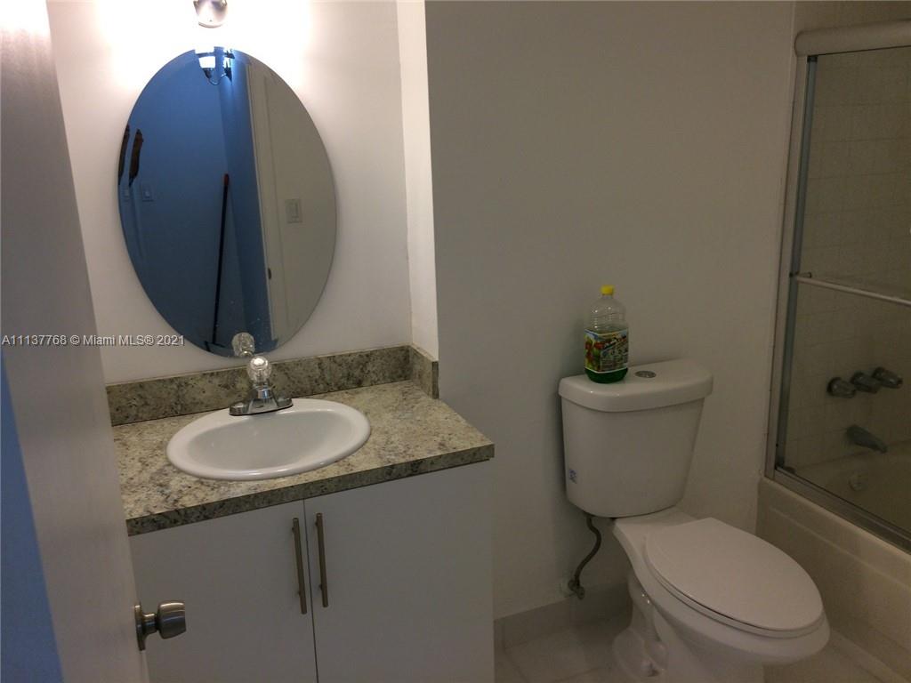DADELAND PLACE CONDO - Residential Lease