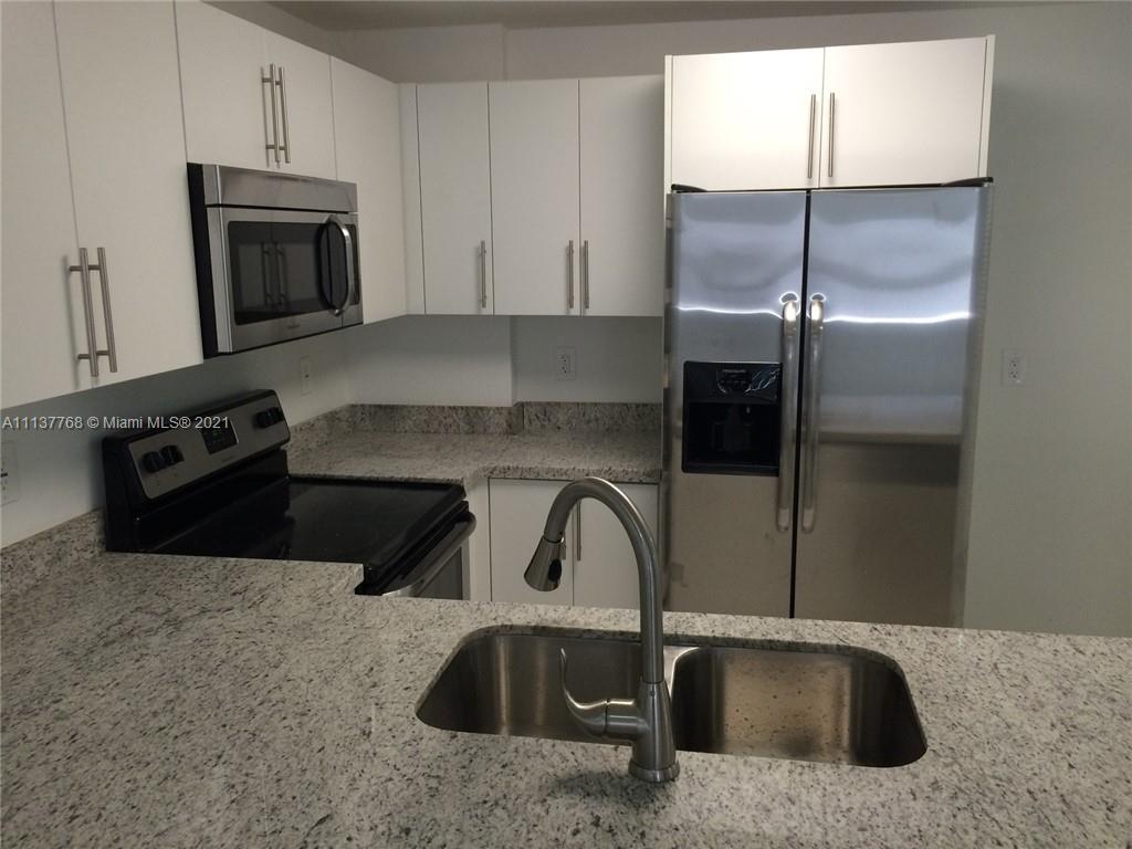 DADELAND PLACE CONDO - Residential Lease
