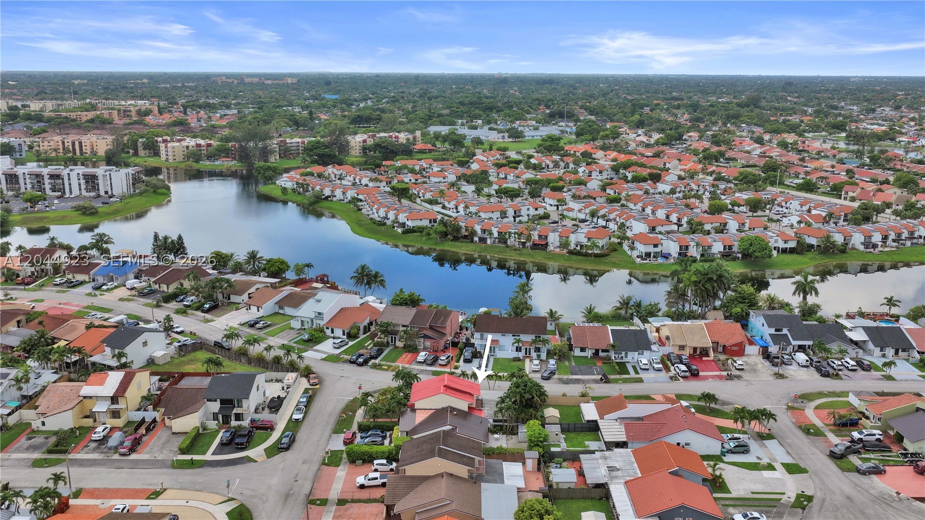 MODEL TWIN HOMES CONDO - Residential