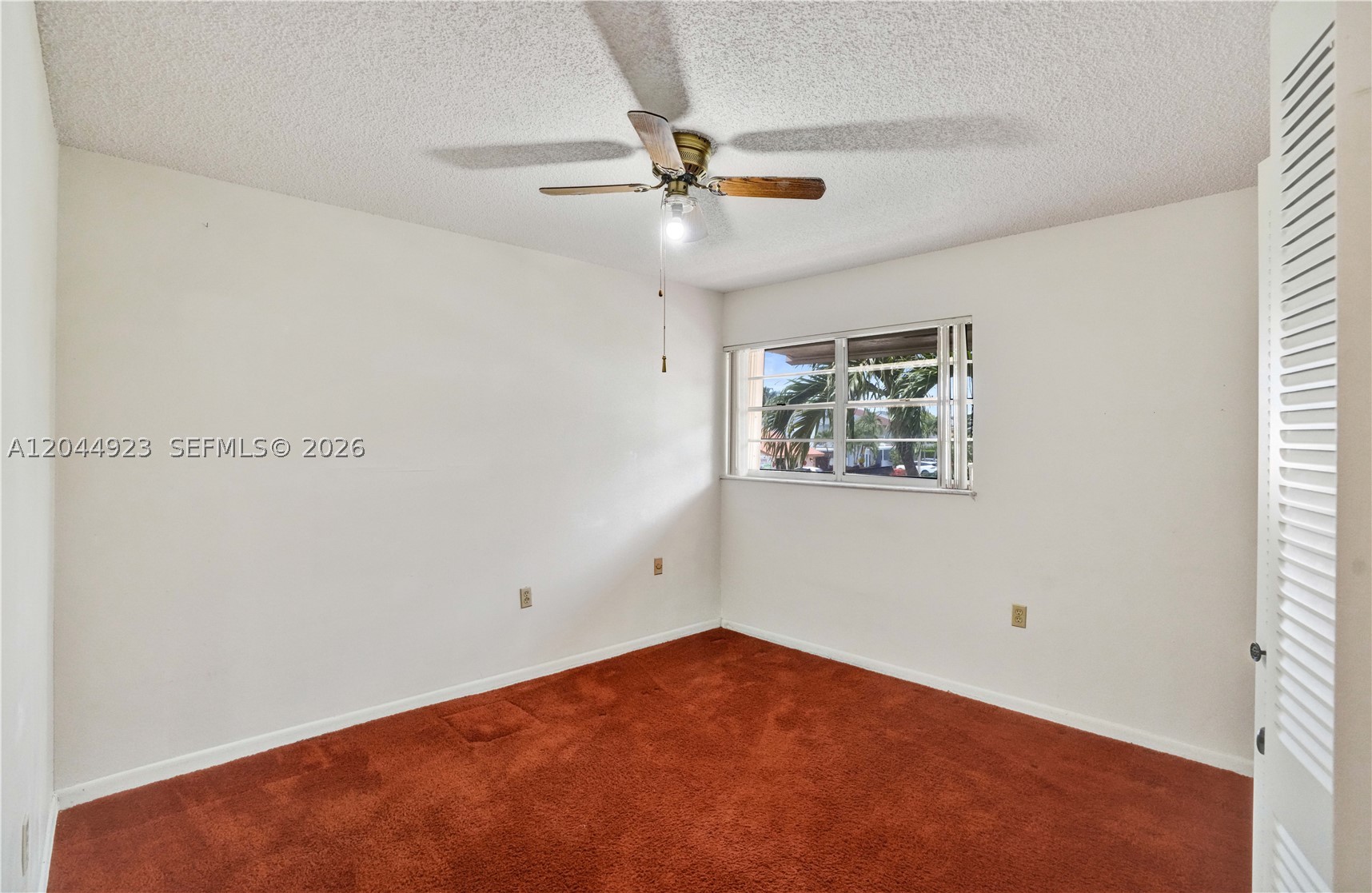 MODEL TWIN HOMES CONDO - Residential