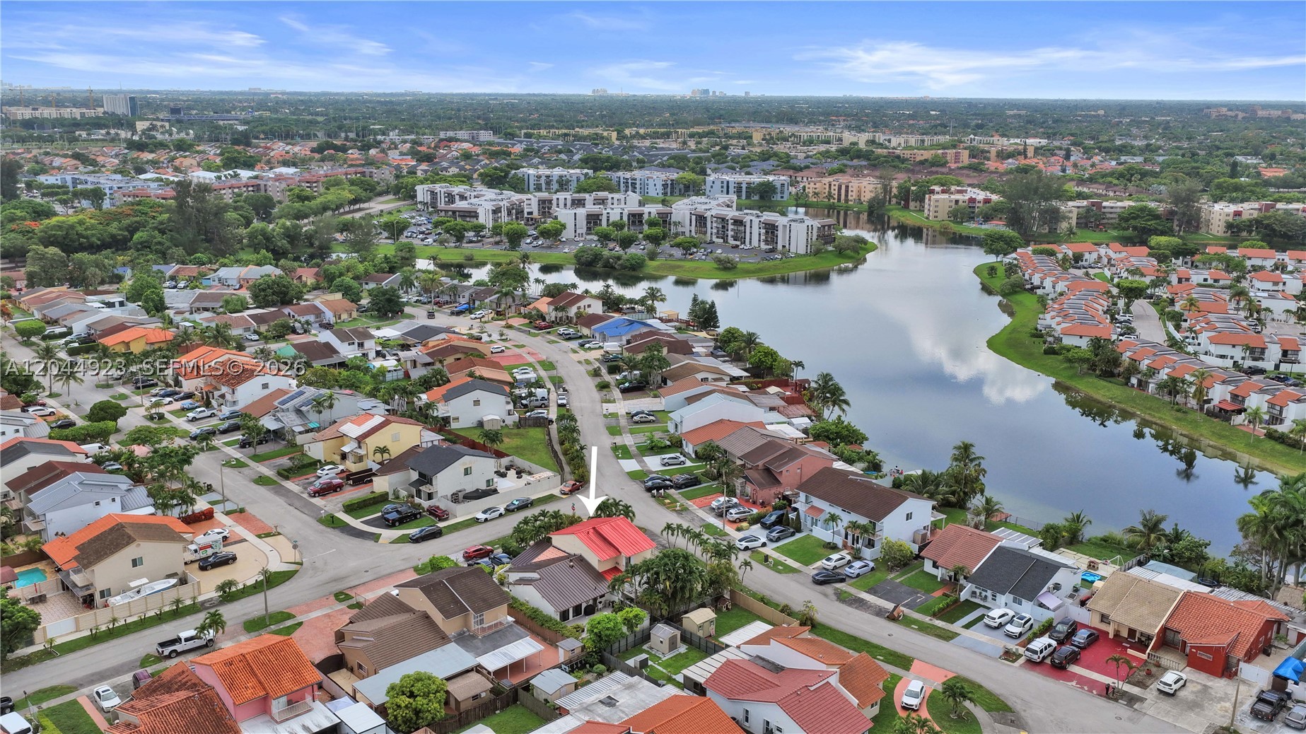 MODEL TWIN HOMES CONDO - Residential