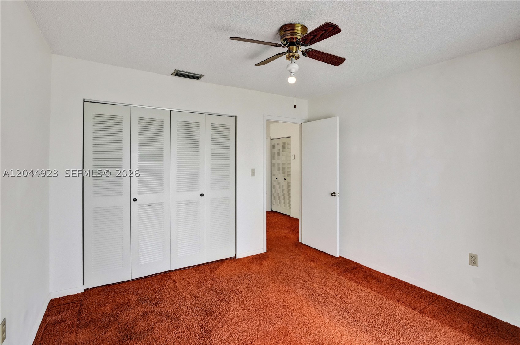 MODEL TWIN HOMES CONDO - Residential