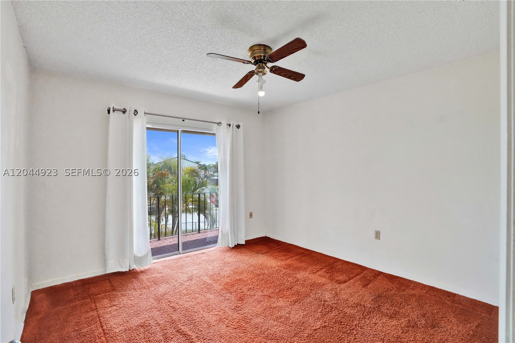 MODEL TWIN HOMES CONDO - Residential