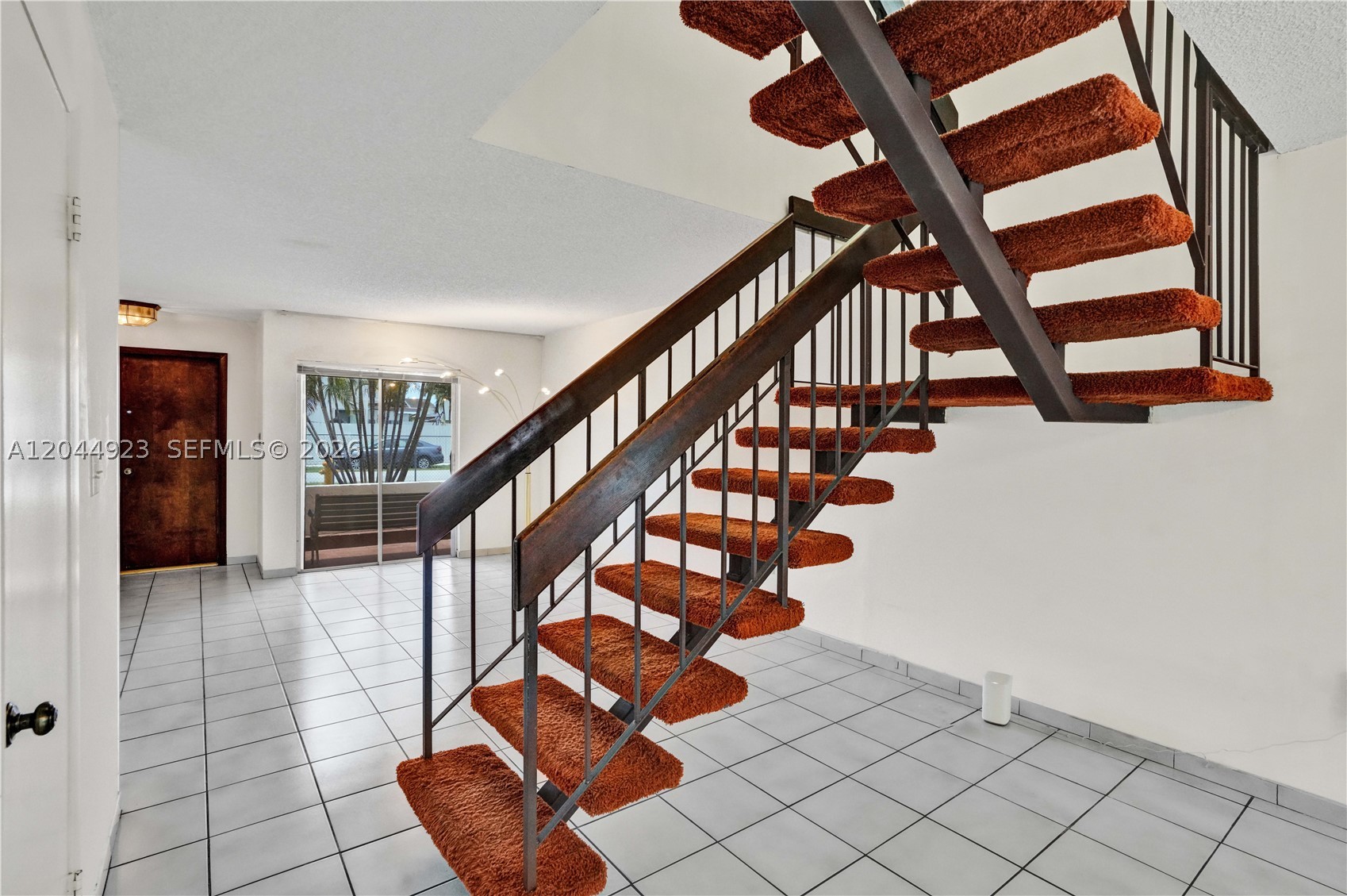 MODEL TWIN HOMES CONDO - Residential