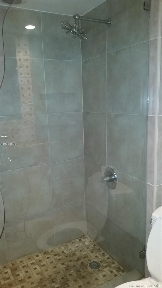 Nirvana Condo Five Condo - Residential Lease