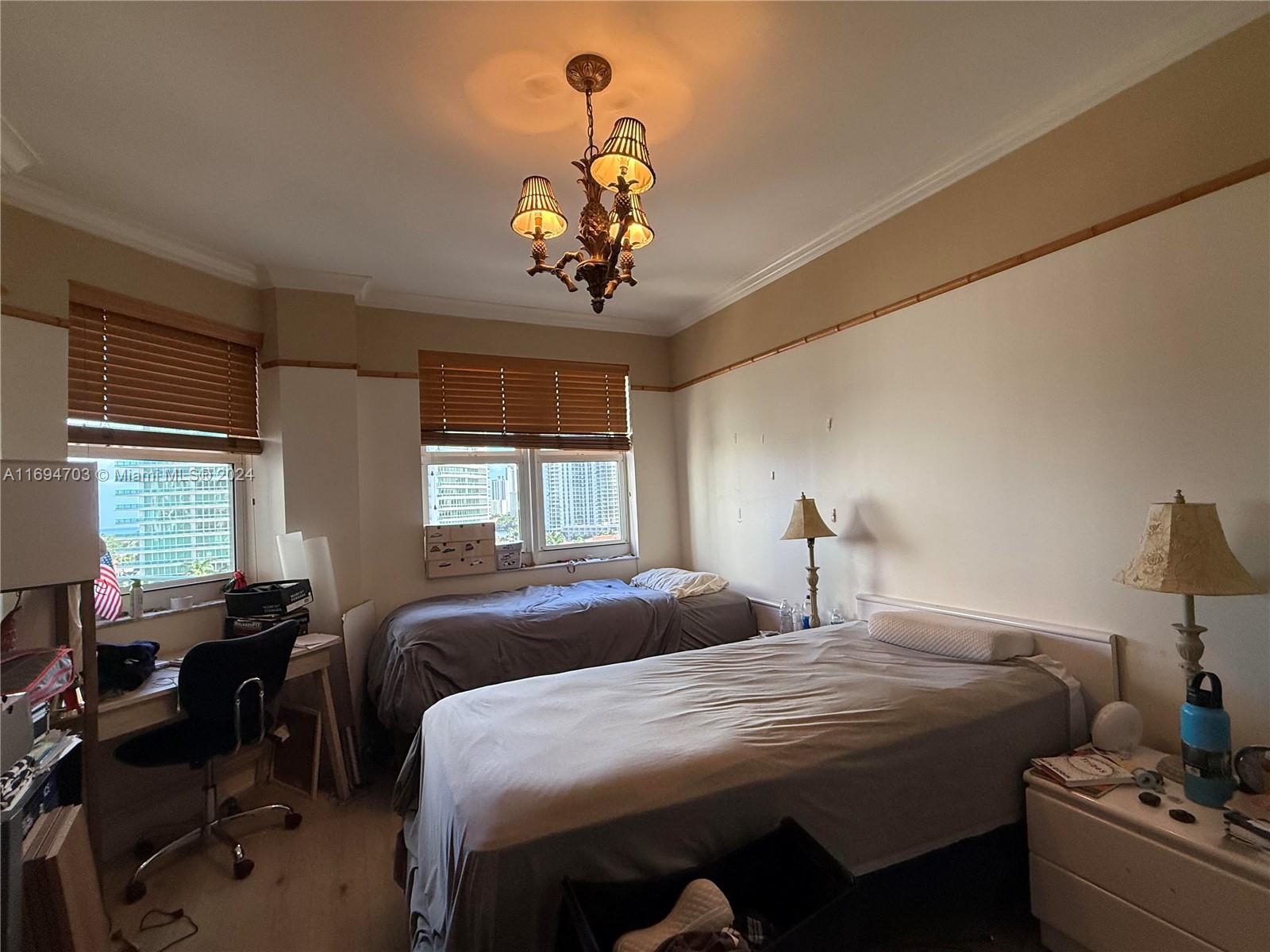TURNBERRY VLG NO TOWER CO - Residential