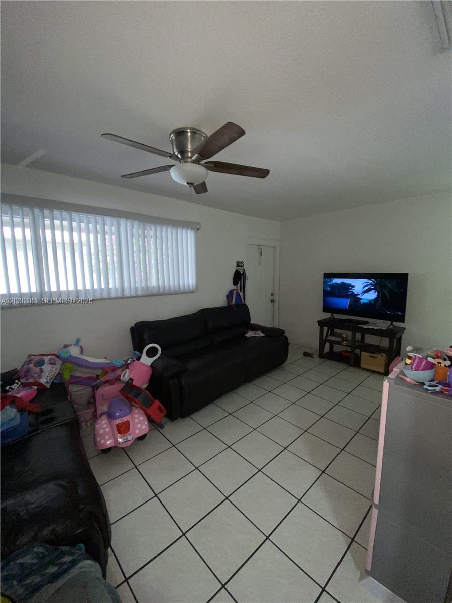DAVIE AREA - Residential Lease