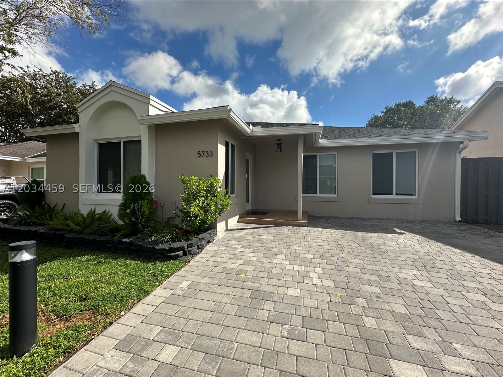 PATIO HOMES OF DORAL PINES - Residential