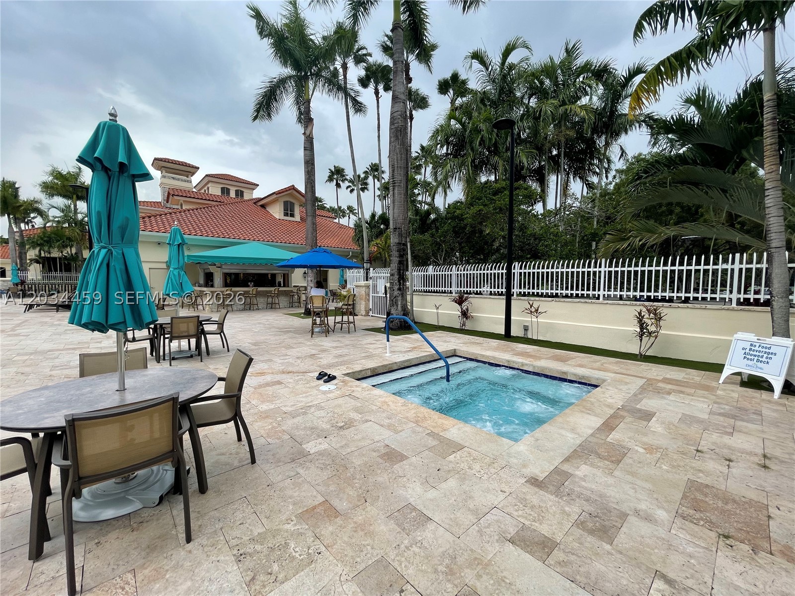 PATIO HOMES OF DORAL PINES - Residential