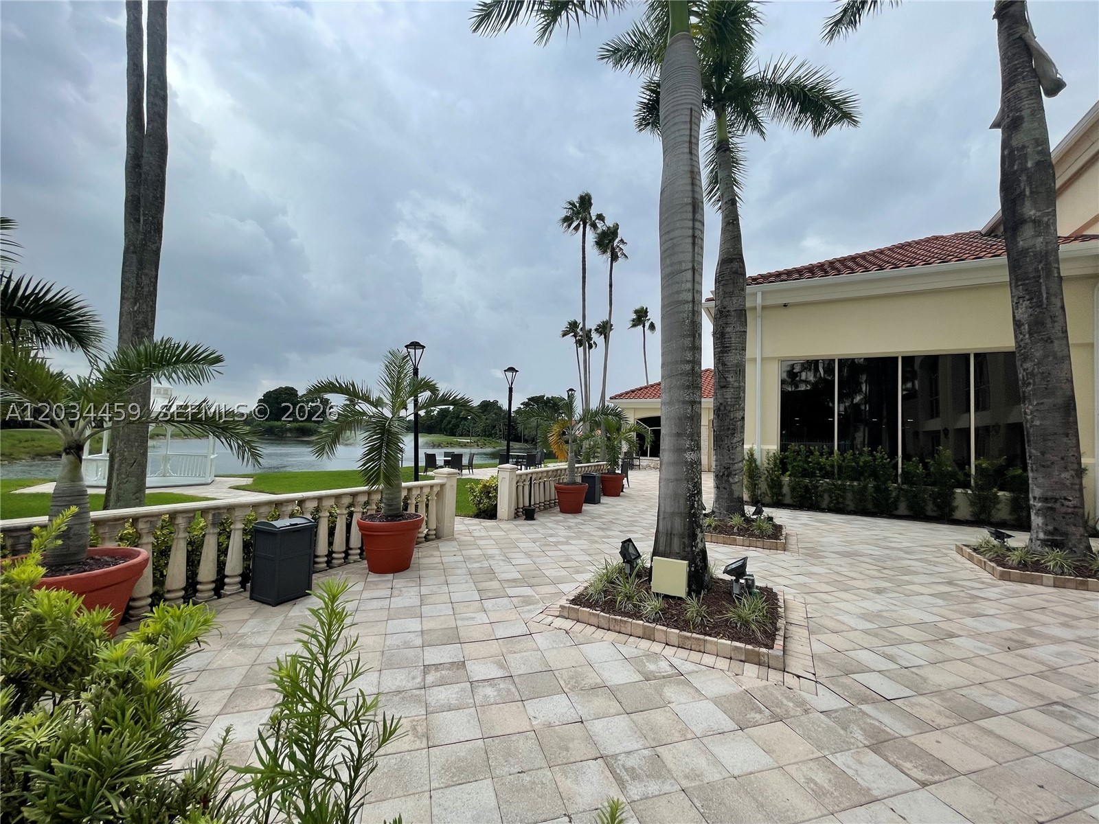 PATIO HOMES OF DORAL PINES - Residential