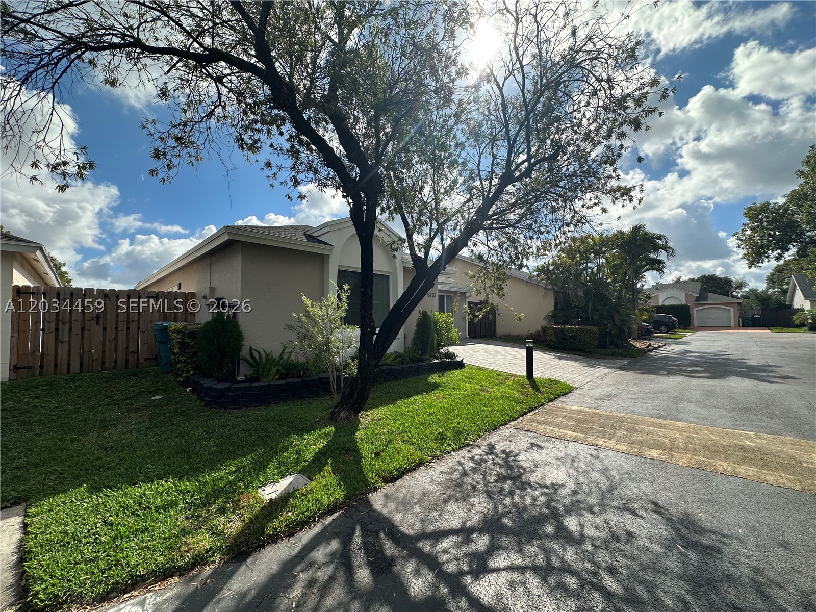 PATIO HOMES OF DORAL PINES - Residential
