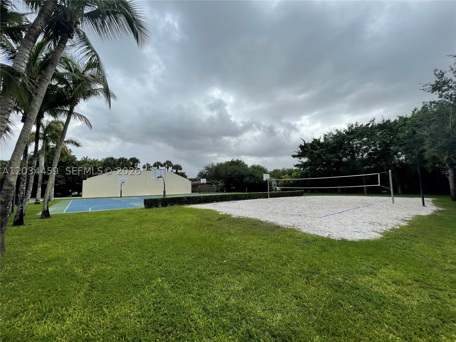 PATIO HOMES OF DORAL PINES - Residential