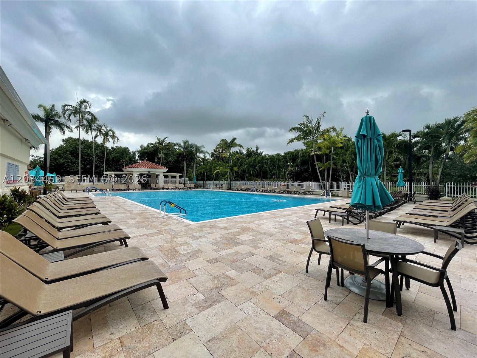 PATIO HOMES OF DORAL PINES - Residential