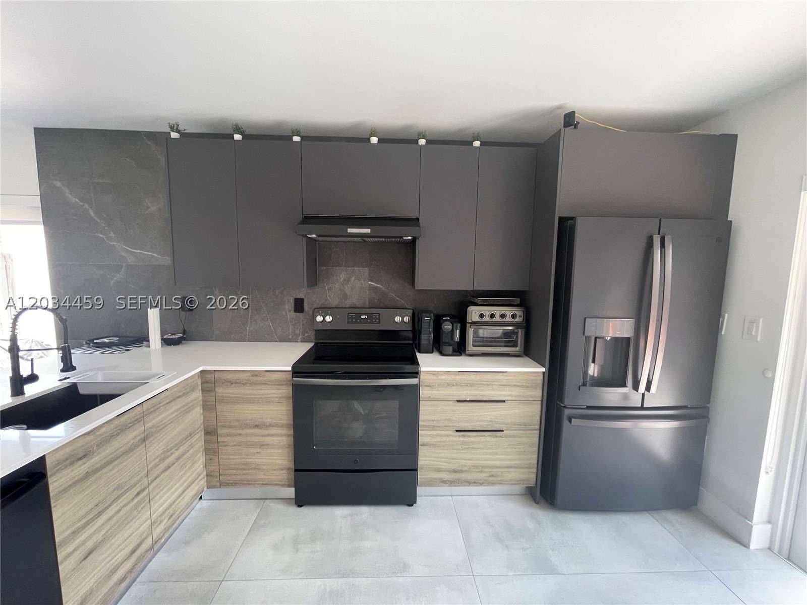 PATIO HOMES OF DORAL PINES - Residential