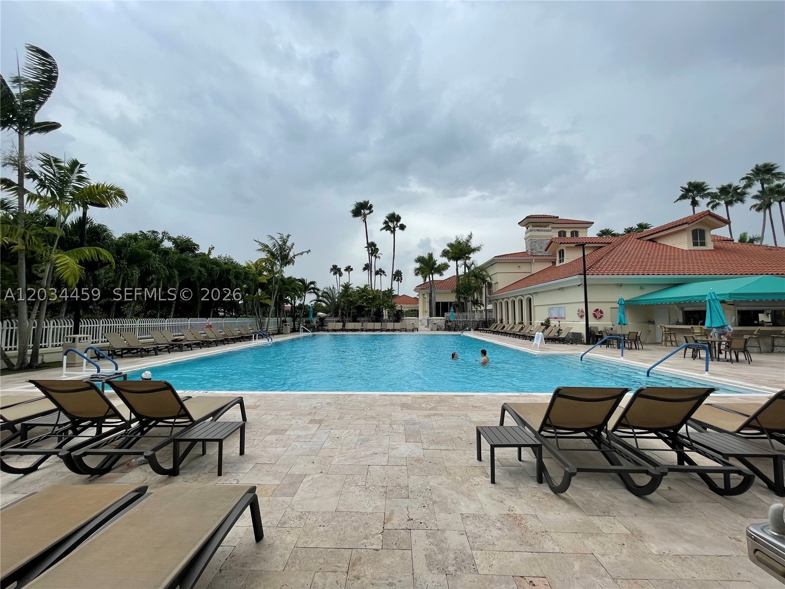 PATIO HOMES OF DORAL PINES - Residential
